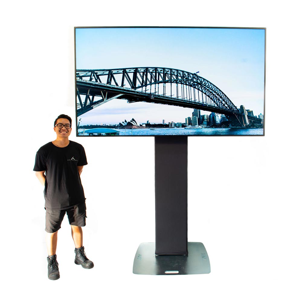 Samsung QM98F 98" UHD 4K LED Screen - Image 3
